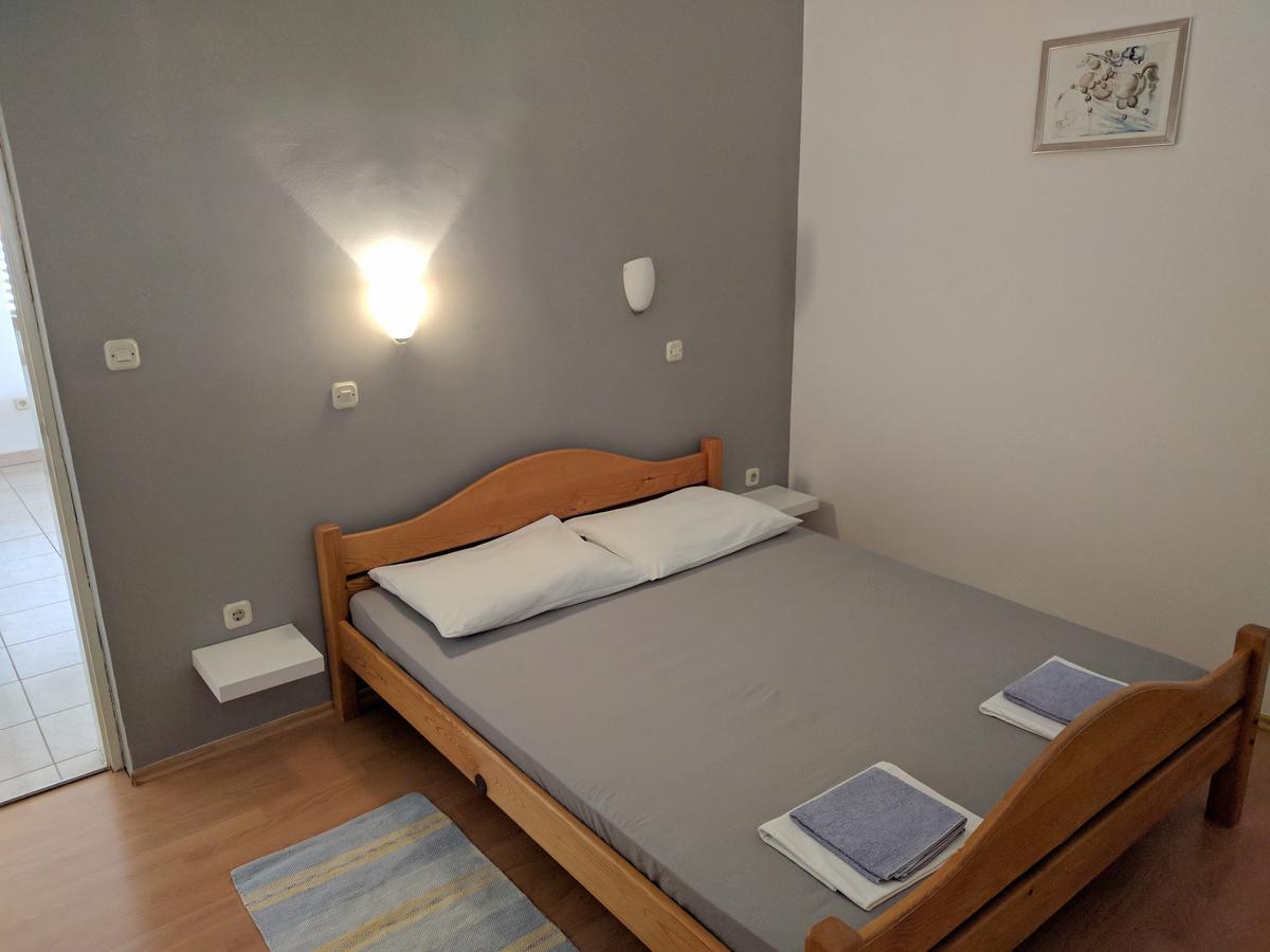 Apartmani Anja Sveta Nedelja  Exteriör bild